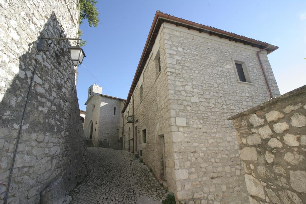 Locanda Il Falco Nero Fumone Exterior photo