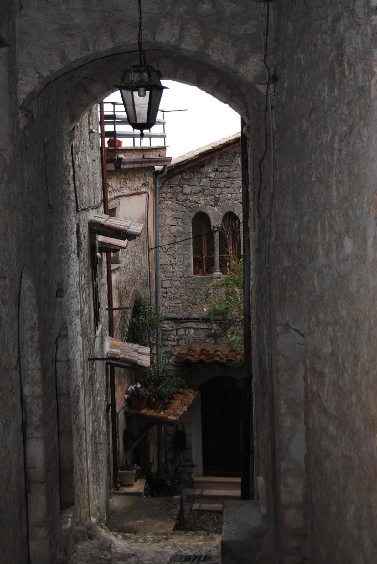 Locanda Il Falco Nero Fumone Exterior photo